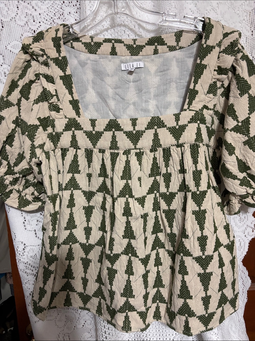 Lila Li Square-Neck Puff-Sleeve Tunic in Green and Cream velvet Size L